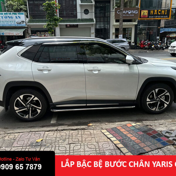 Bệ bậc lên xuống xe Yaris Cross