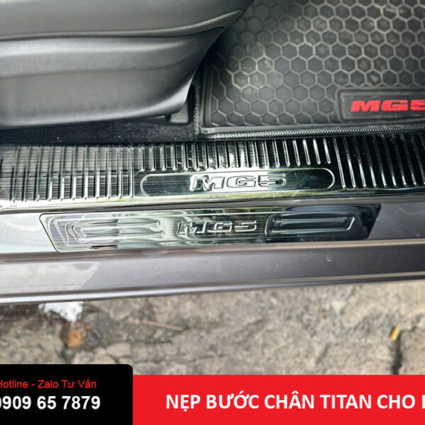 Nẹp bước chân Titan cho MG5
