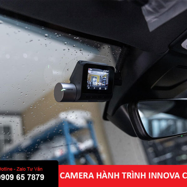 Camera hành trình Innova Cross 2024