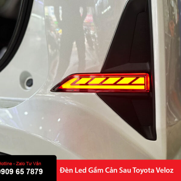 Đèn led gầm sau Toyota Veloz