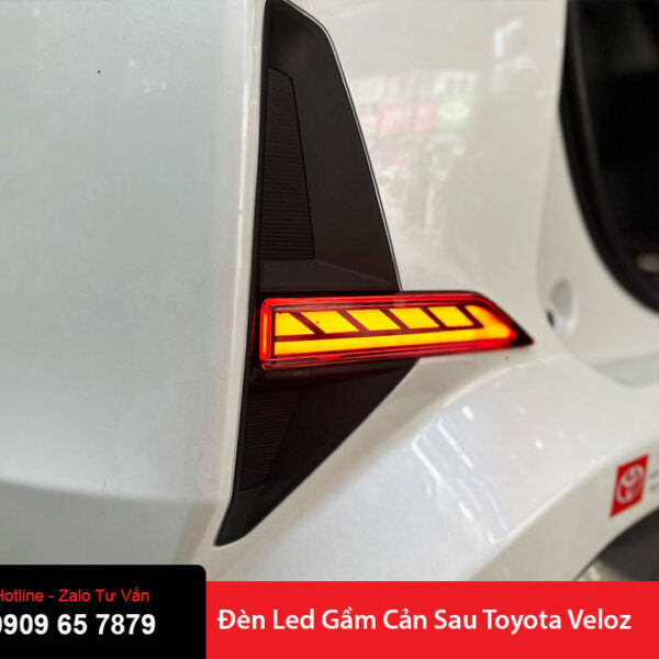 Đèn led gầm sau Toyota Veloz