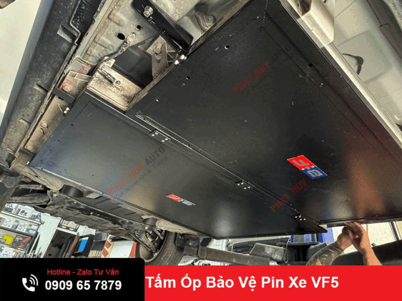 Tấm ốp bảo vệ pin xe Vinfast VF5