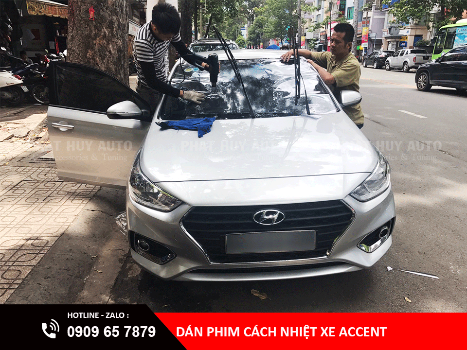 Dán phim cách nhiệt Hyundai Accent