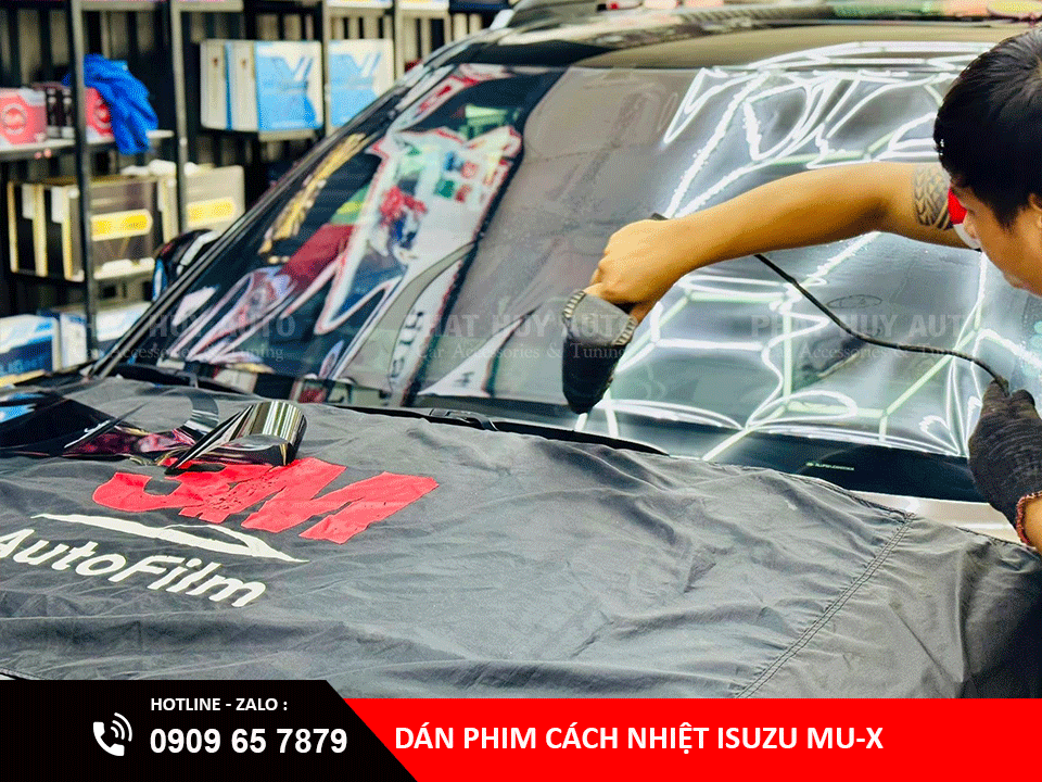 Dán phim cách nhiệt Isuzu Mu-X 2025